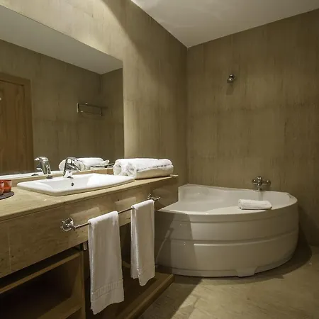 Alcaidesa Hotel אלקאידסה