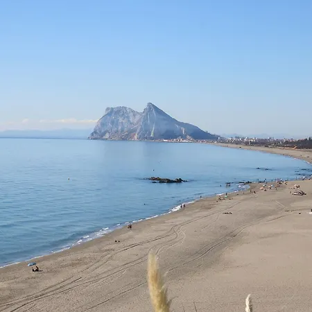 Alcaidesa Hotel מלון