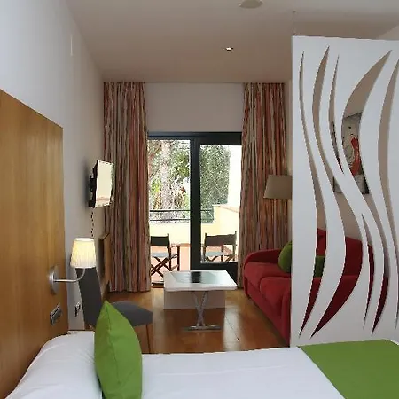 מלון Alcaidesa Hotel 4*