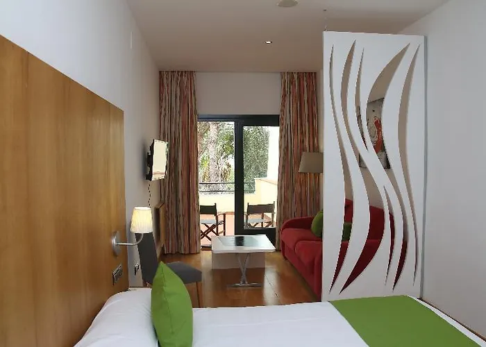 מלון Alcaidesa Hotel 4*